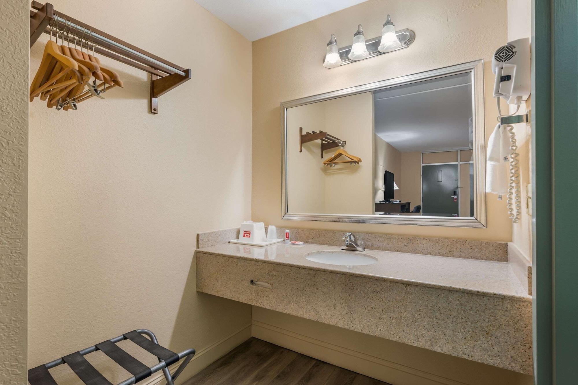 Econo Lodge Cullman Luaran gambar